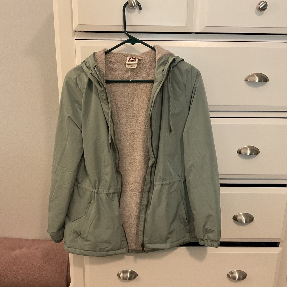 Avalanche Outdoor Supply Jacket.  Women’s XS Light green with tan fleece.